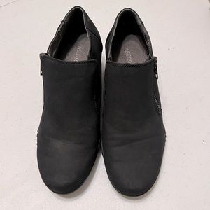 **BRAND NEW** Aerosoles Bootie - Size 7